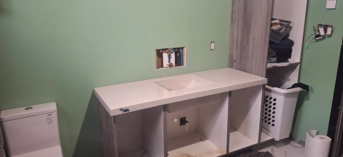 Rénovation de salle de bain, étape 3 : salle de bain et céramique