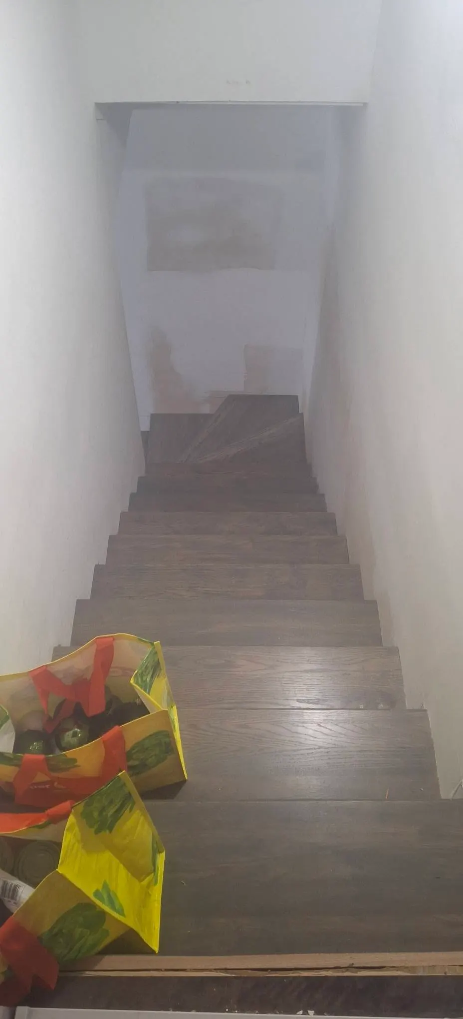 Escalier de sous-sol en céramique, étape 1 : salle de bain et céramique